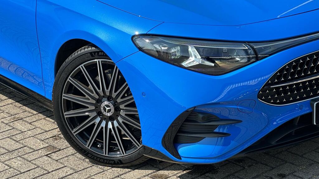Mercedes-Benz CLA Class Saloon Red #18