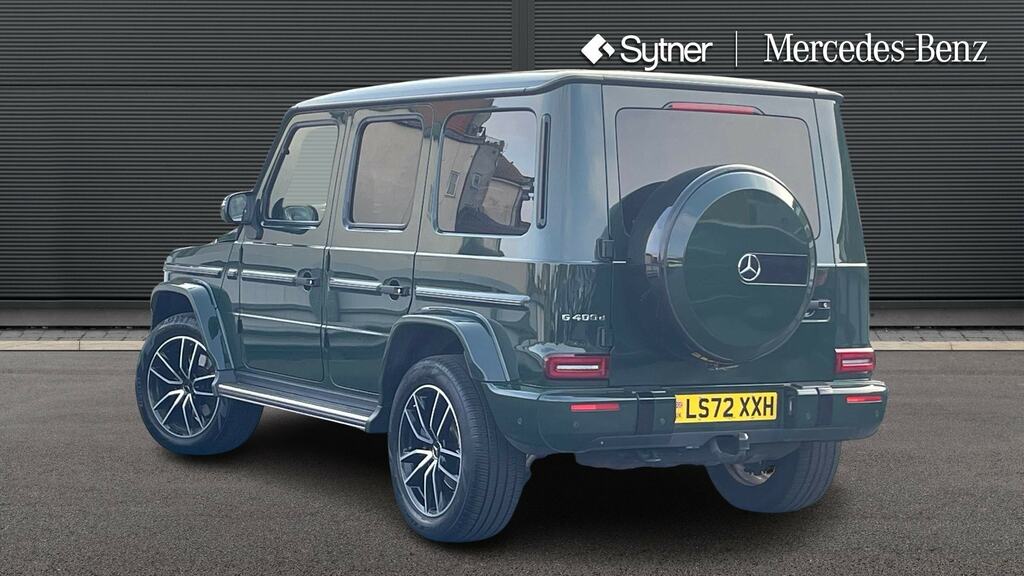 Mercedes-Benz G Class G400d Amg Line Premium Plus 9G-tronic Green #2