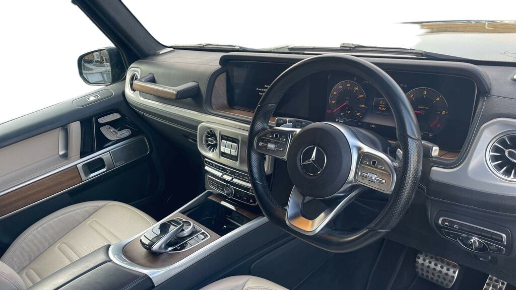 Mercedes-Benz G Class G400d Amg Line Premium Plus 9G-tronic Green #3