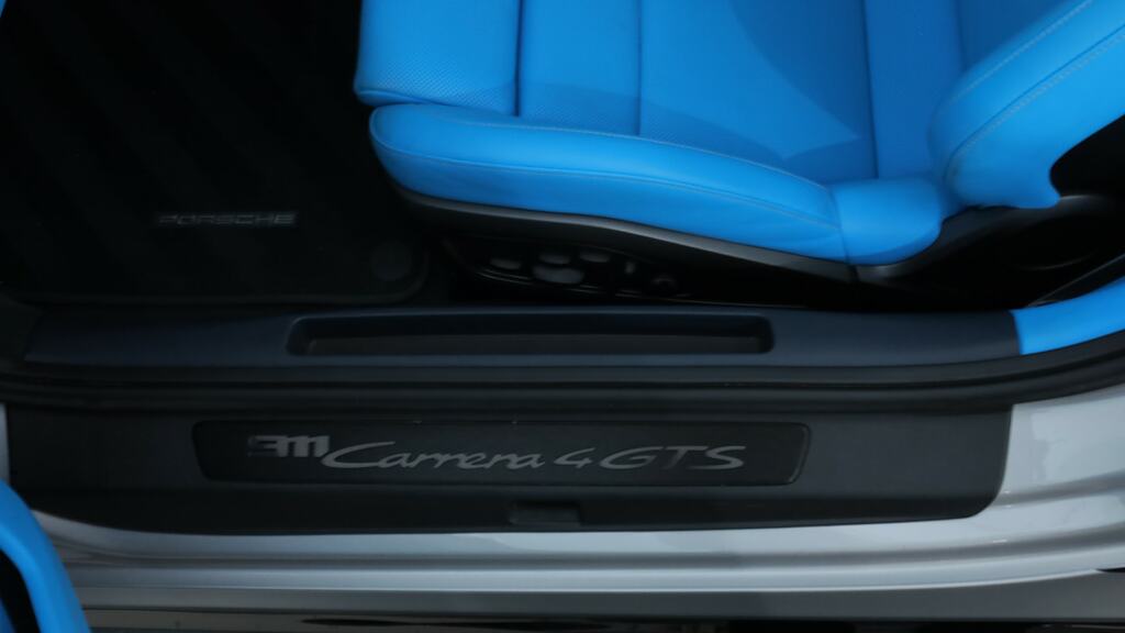 Porsche 911 911 Carrera Grey #21