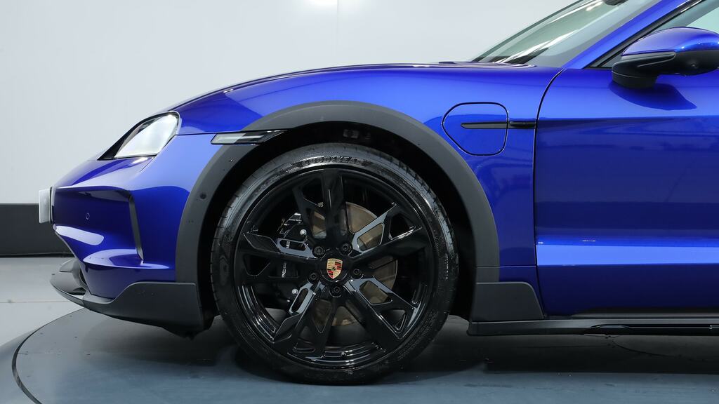 Porsche Taycan 440Kw 4S 105Kwh Purple #3