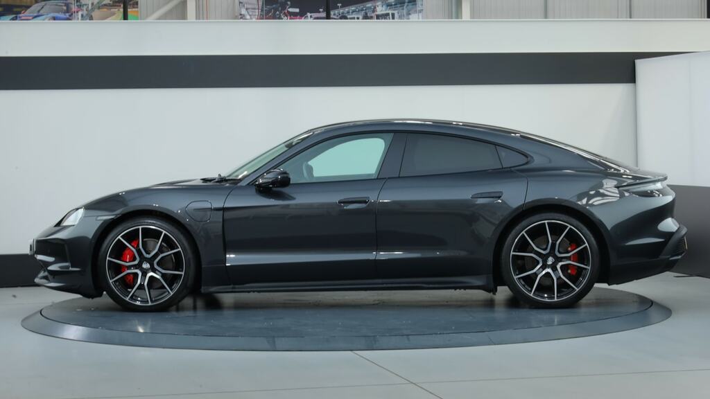 Porsche Taycan 440Kw 4S 105Kwh 5 Seat BA74LPL Grey #4
