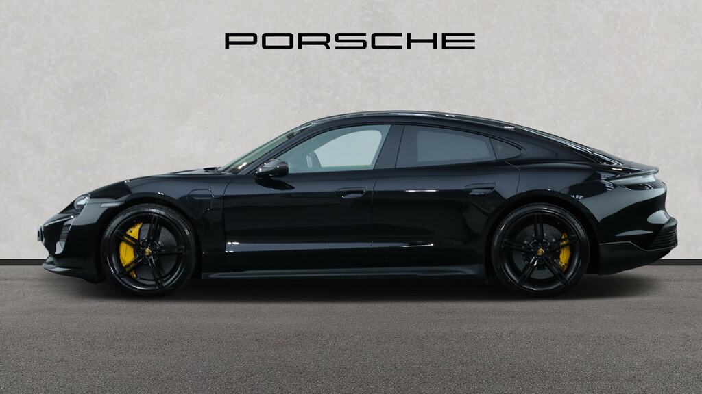 Porsche Taycan 560Kw Turbo S 93Kwh Black #4