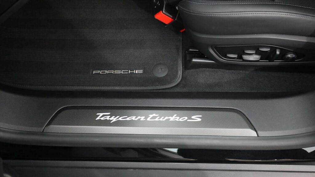 Porsche Taycan Saloon White #22