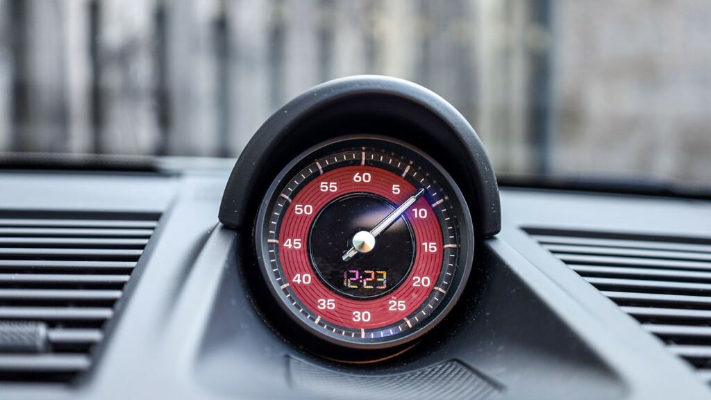 Porsche 911 Carrera Gts Pdk #24