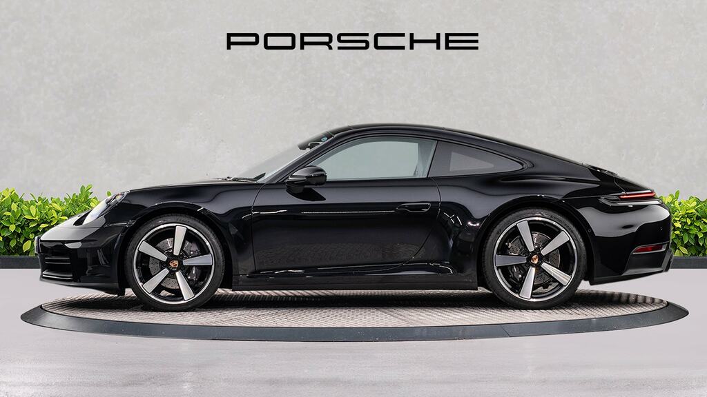 Porsche 911 2dr Pdk Black #4