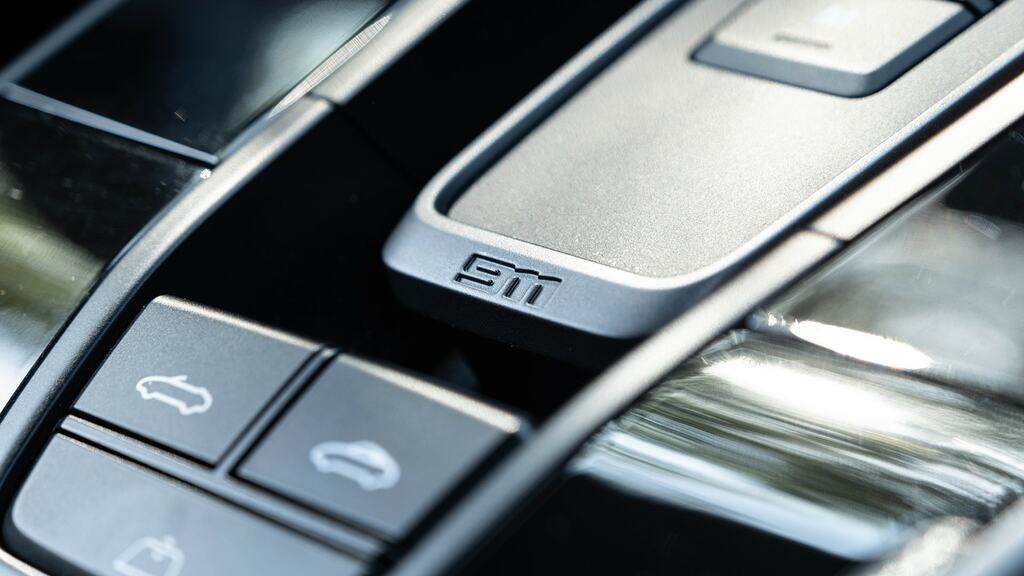 Porsche 911 Carrera S Pdk White #42