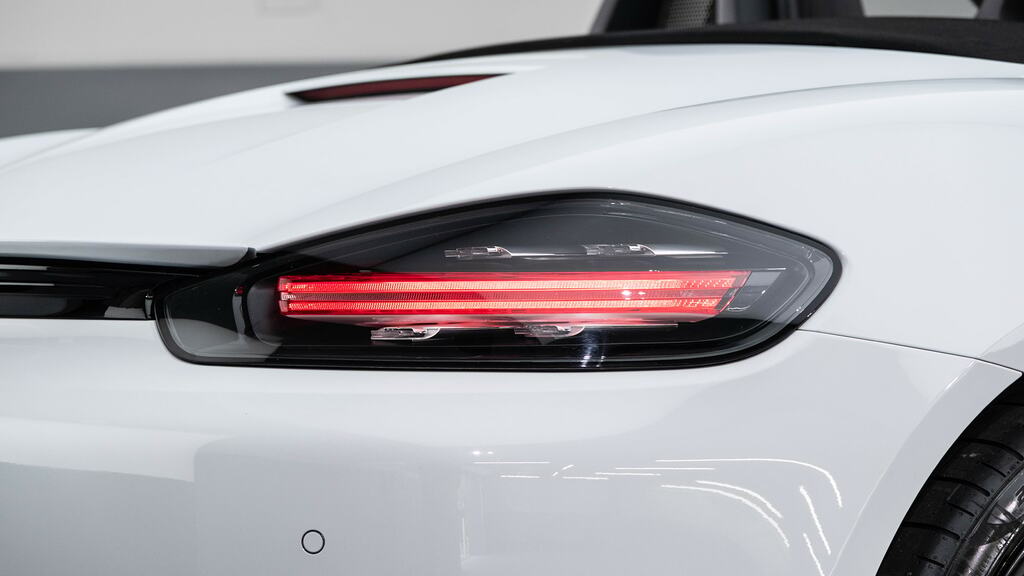 Porsche 718 Boxster Convertible 2.0T Pdk Euro 6 Ss 201919 Yellow #31