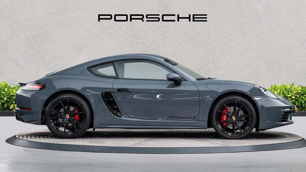 Porsche 718 Cayman Coupe Black #8