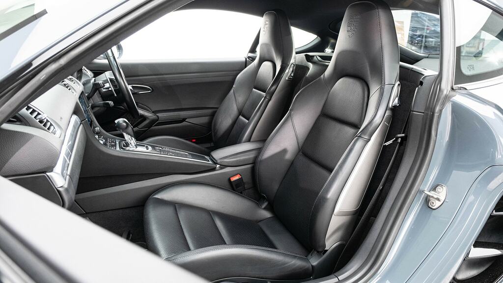 Porsche 718 Cayman Coupe Black #14