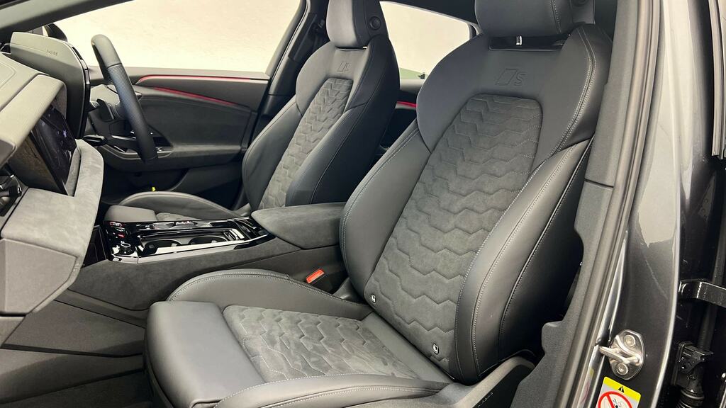 Audi A6 E-tron Sportback Audi A6 E-tron Sportback 270Kw Performance 100Kwh Grey #15