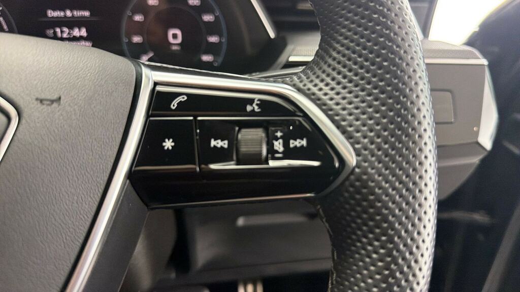 Audi Q8 e tron S Line 55 E-tron Quattro 300,00 Kw Blue #19