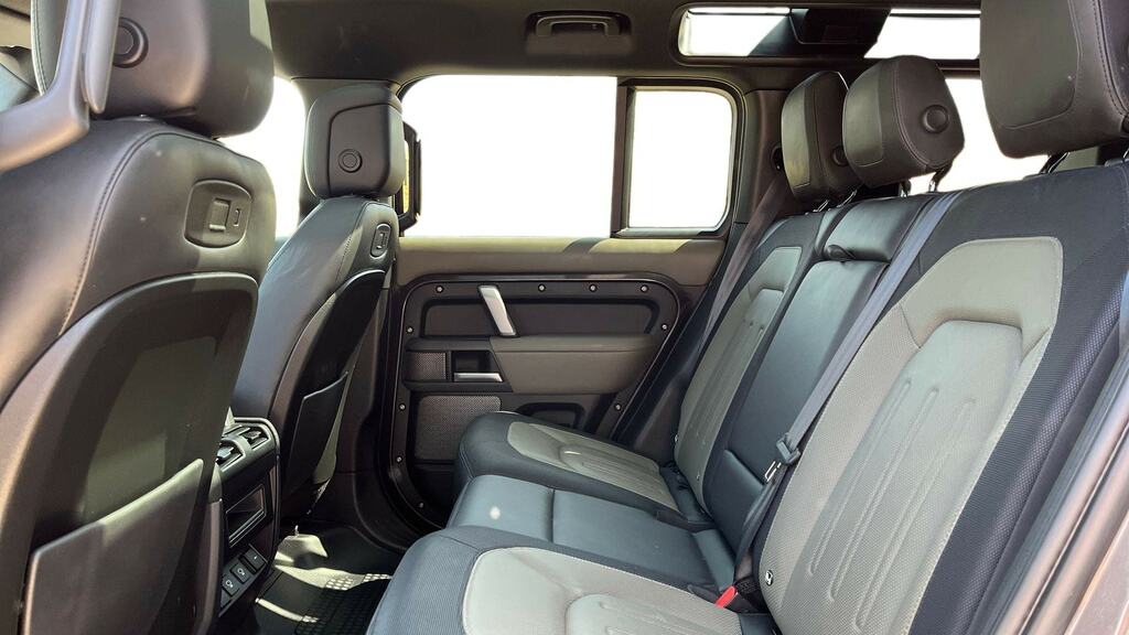 Land Rover Defender 110 3.0 D300 X-dynamic Hse 110 CA71YMH Grey #4