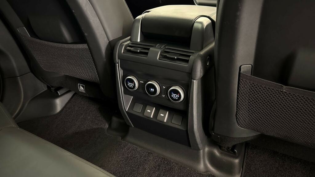 Land Rover Defender 110 X-dynamic Se Silver #18