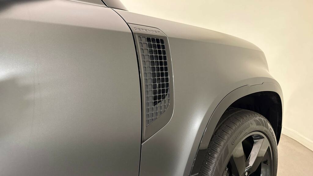 Land Rover Defender 110 X-dynamic Se Silver #20