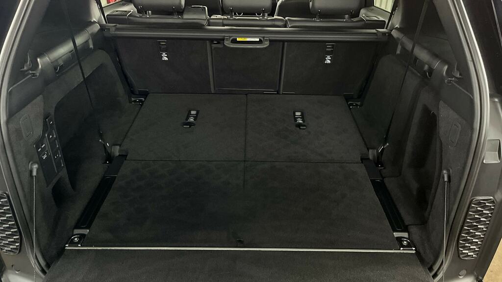 Land Rover Discovery D350 Dynamic Hse Grey #10
