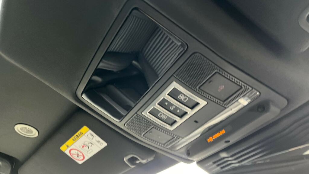 Land Rover Discovery D350 Dynamic Hse Grey #23