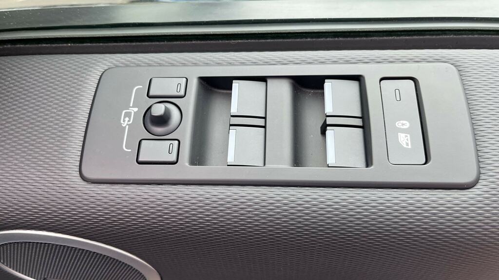 Land Rover Discovery D350 Dynamic Hse Grey #25