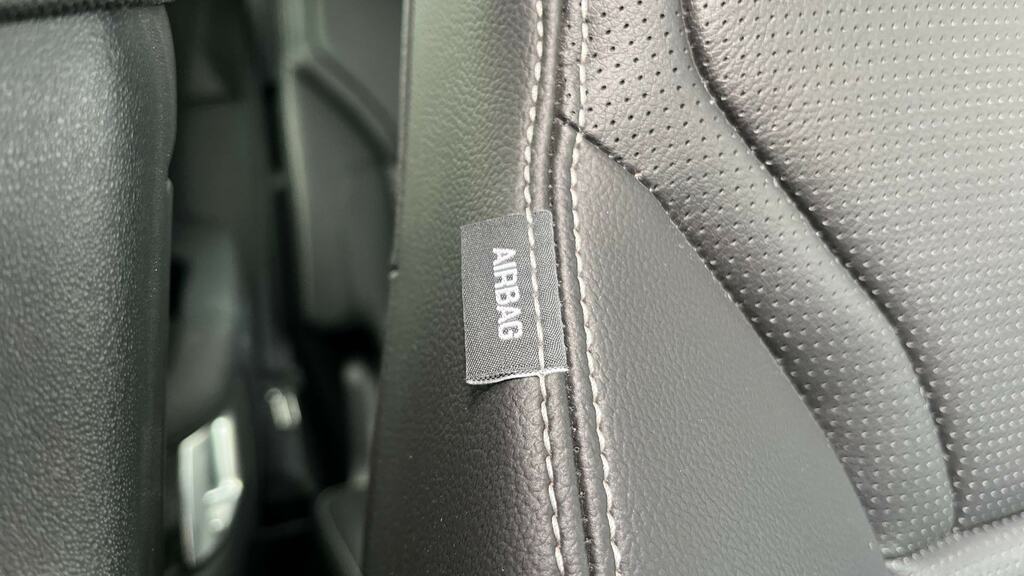 Land Rover Discovery D350 Dynamic Hse Grey #34