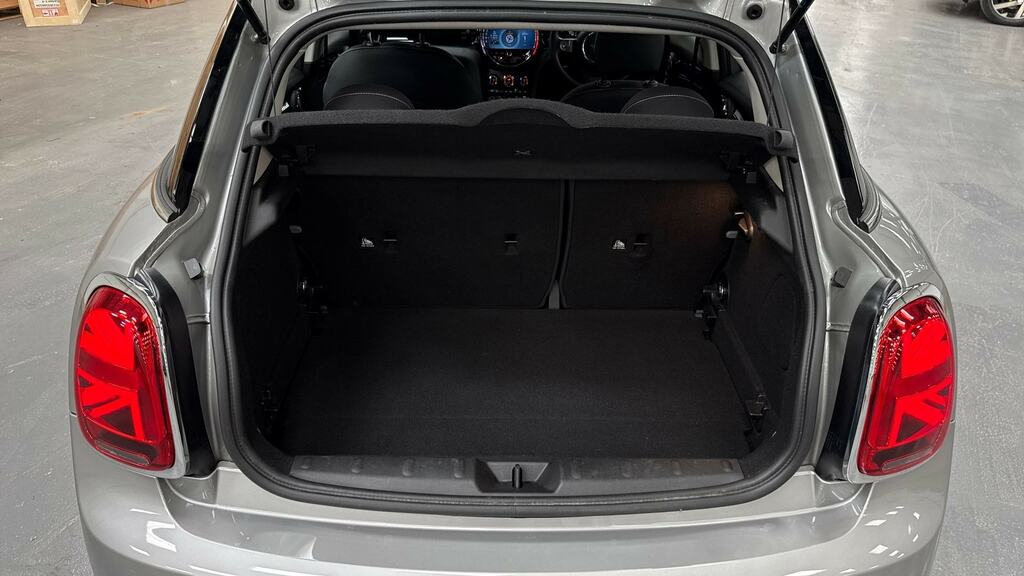 Mini Hatch Mini 135Kw Cooper S Level 1 33Kwh Aut Silver #13