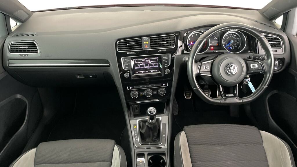 Volkswagen Golf 2.0 Tsi R Red #6