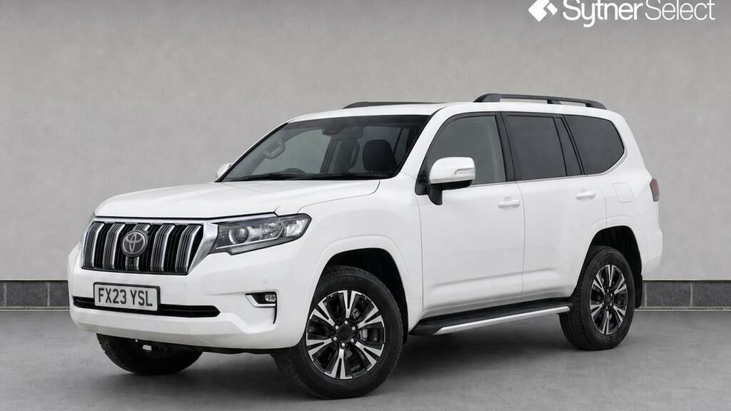 Toyota Land Cruiser 2.8 D-4d 204 Invincible 7 Seats White #2