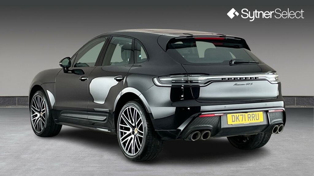 Porsche Macan Gts Pdk Black #2