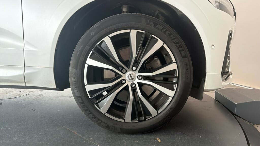 Volvo XC60 B5 Awd Plus Dark Blue #23