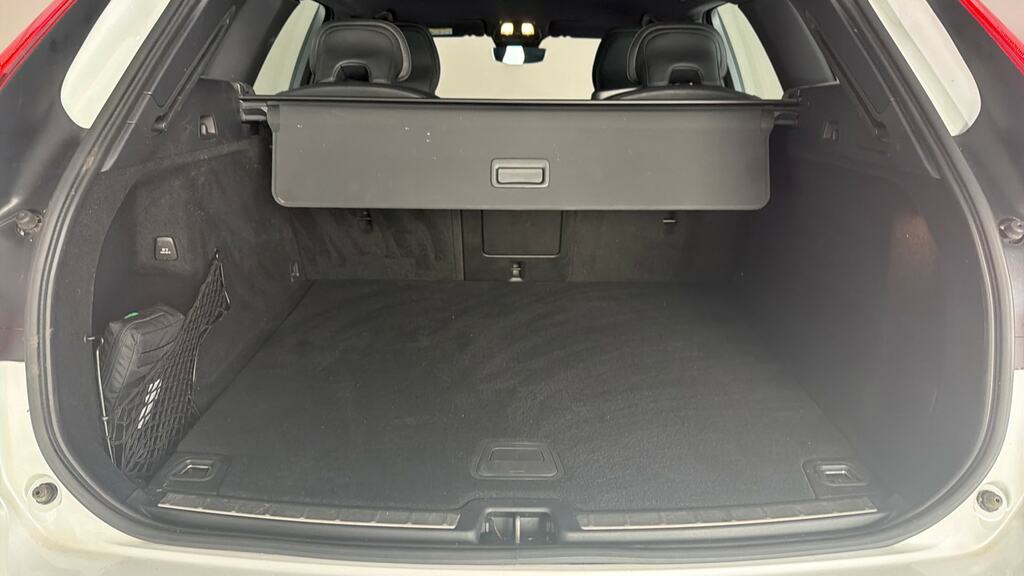 Volvo XC60 B5 Awd Plus Dark Blue #22
