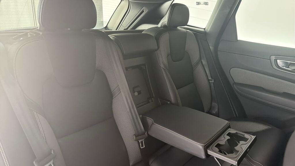 Volvo XC60 B5 Awd Plus Dark Blue #12