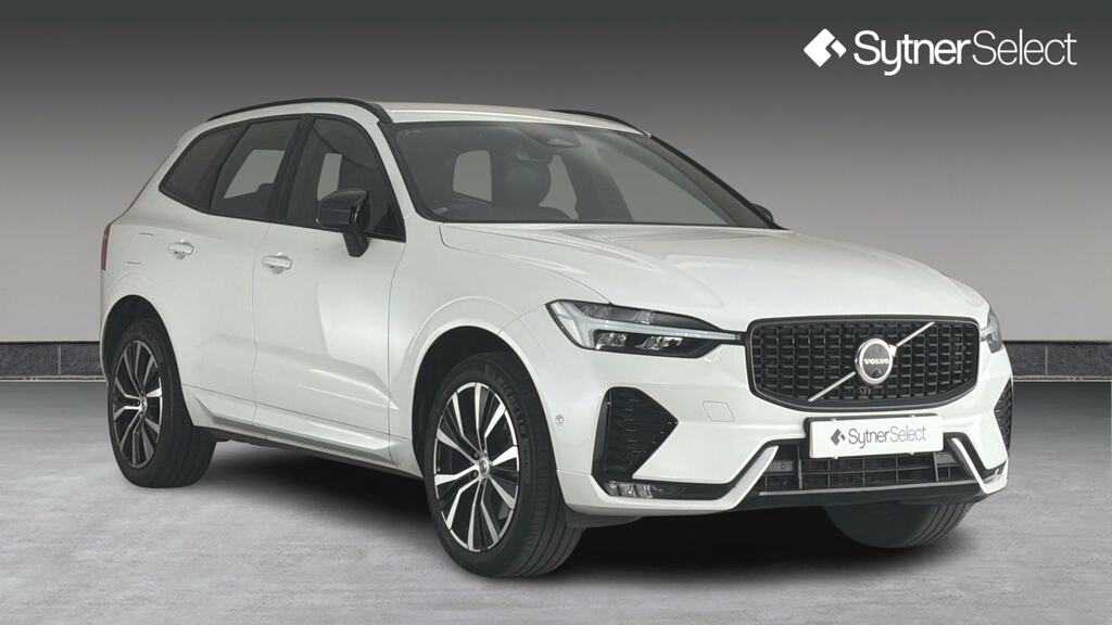 Volvo XC60 2.0 B5p Plus Dark Awd Geartronic White