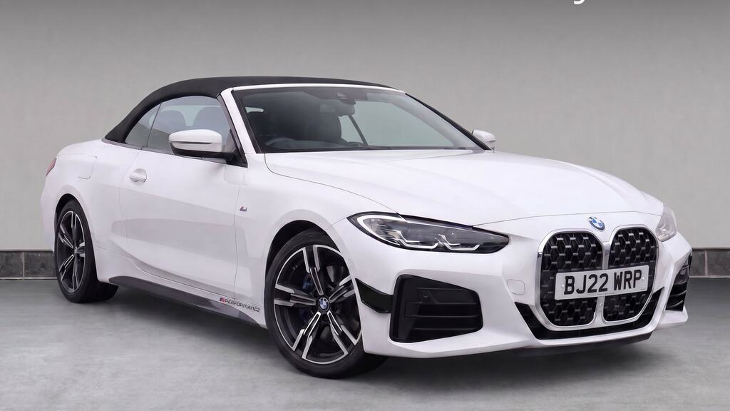 BMW 4 Series 420I M Sport Step White