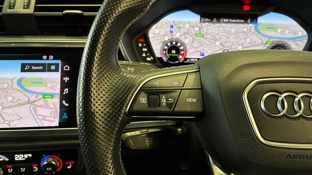 Audi Q3 35 Tfsi Black Edition Black #17