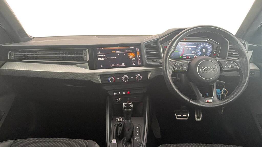 Audi A1 35 Tfsi S Line S Tronic Black #6