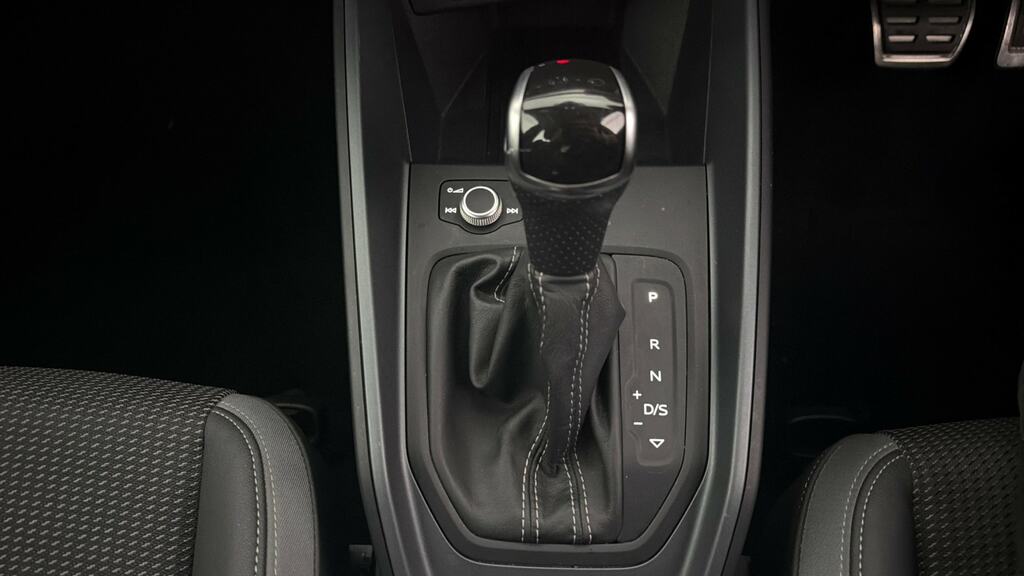 Audi A1 Audi A1 Sportback Technik 25 Tfsi 95 Ps 5-Speed Black #14