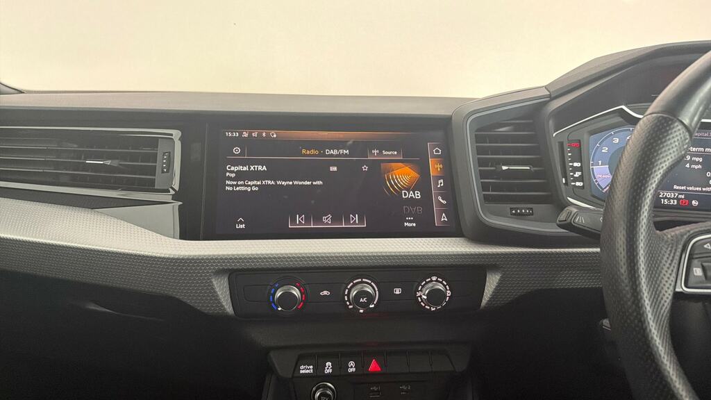 Audi A1 Audi A1 Sportback Technik 25 Tfsi 95 Ps 5-Speed Black #7