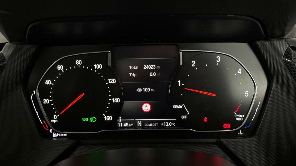 BMW 1 Series M140i Shadow Edition Step White #13