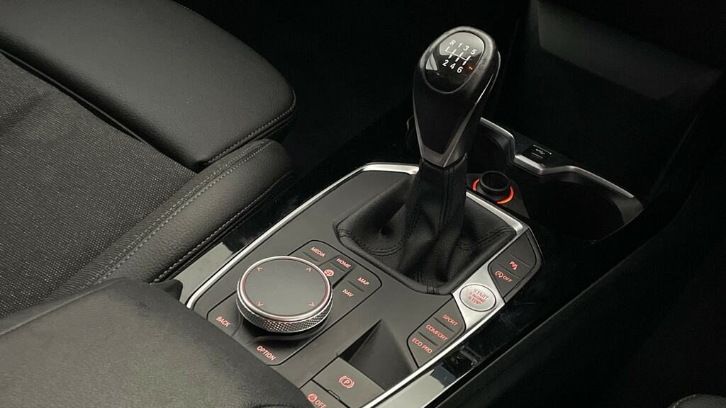 BMW 1 Series M140i Shadow Edition Step White #14