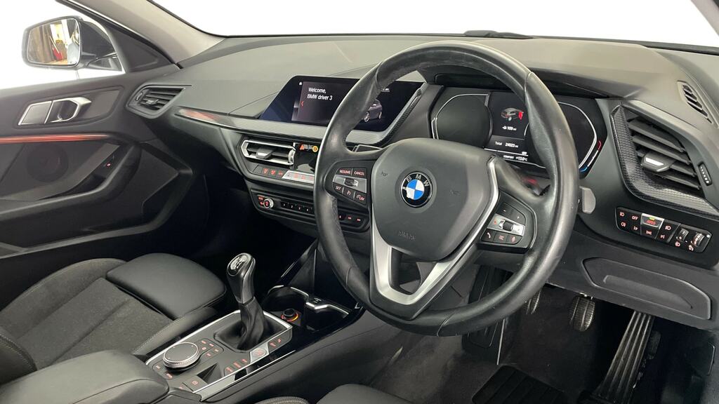 BMW 1 Series M140i Shadow Edition Step White #9