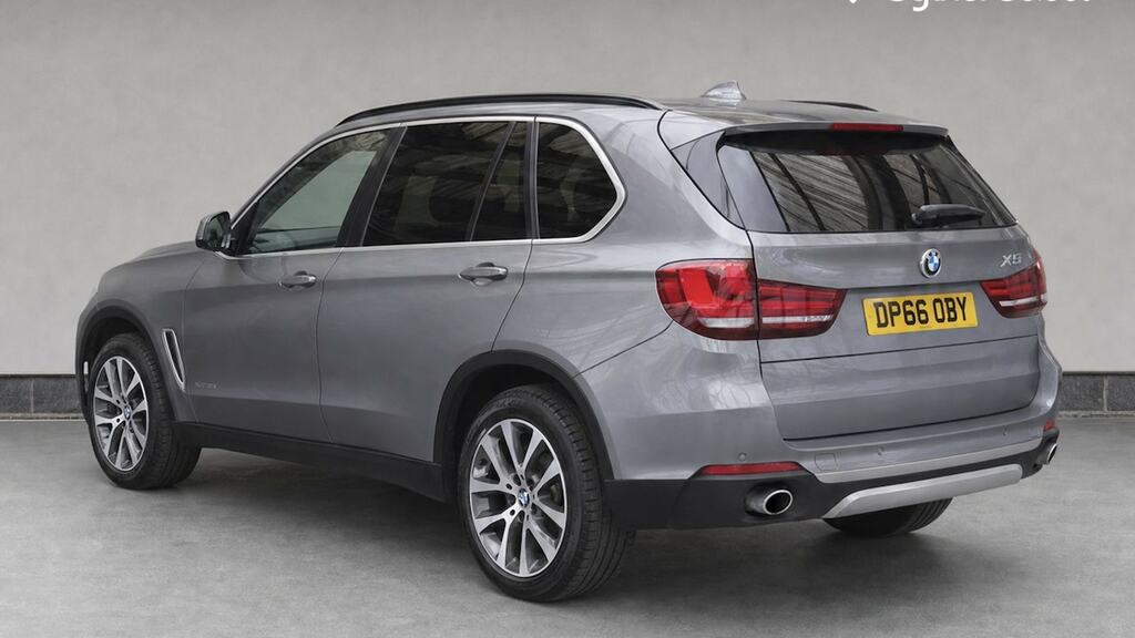 BMW X5 Xdrive30d Se Grey #3