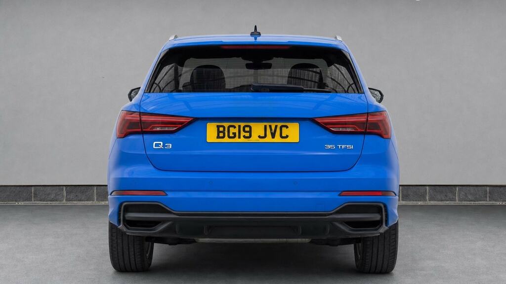 Audi Q3 Q3 S Line 35 Tfsi Red #7