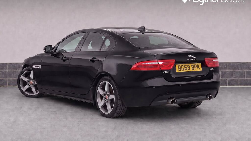 Jaguar XE 2.0 Ingenium R-sport Black #3
