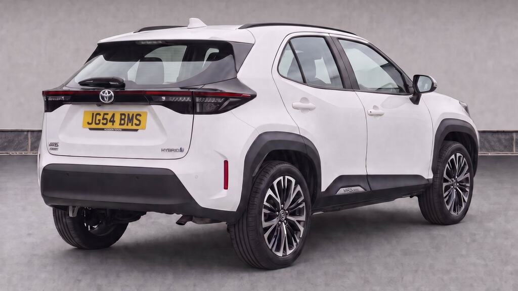 Toyota Yaris Cross 1.5 Hybrid Excel Cvt YD23HPH White #4
