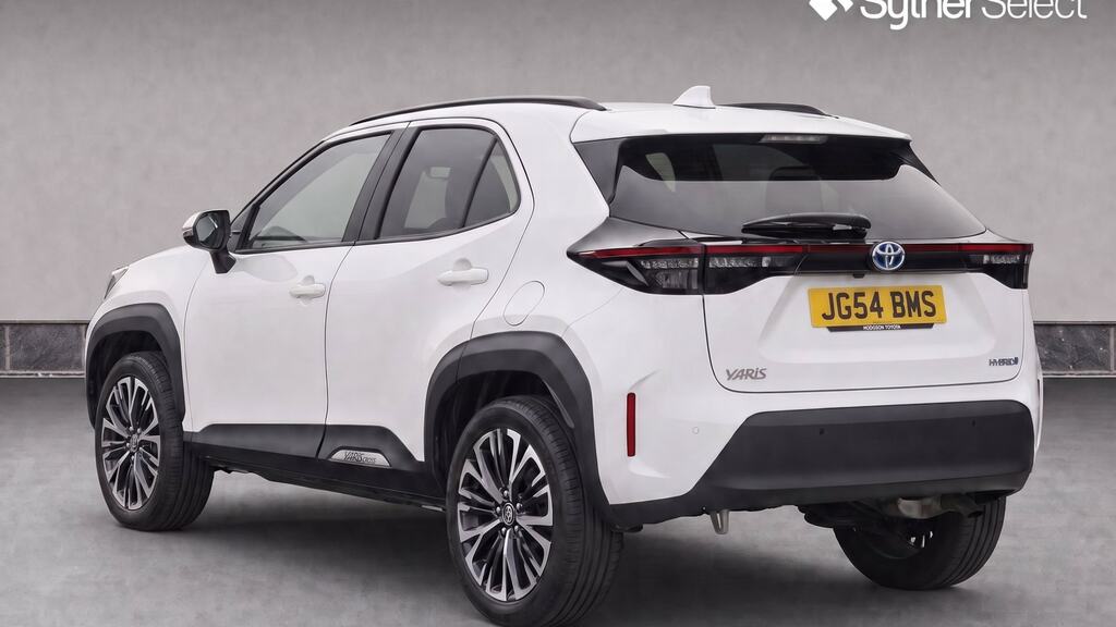 Toyota Yaris Cross 1.5 Hybrid Excel Cvt YD23HPH White #3