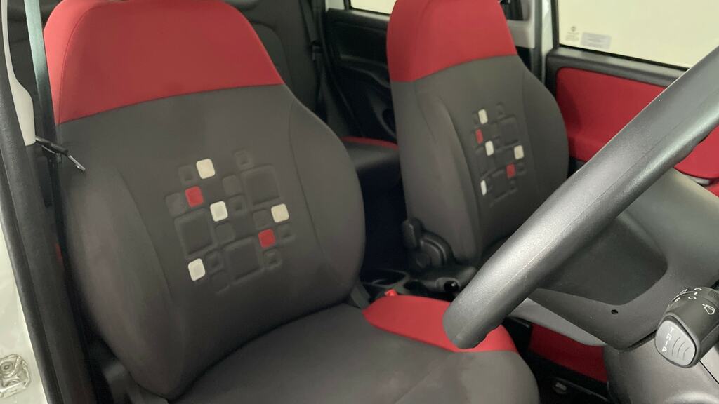 Fiat Panda 1.2 Easy 69 Bhp White #10