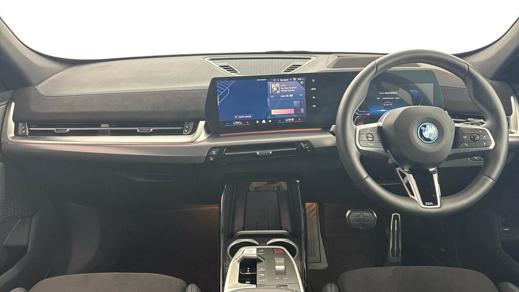 BMW iX1 150Kw Edrive20 Shadow Edition 65Kwh Black #4
