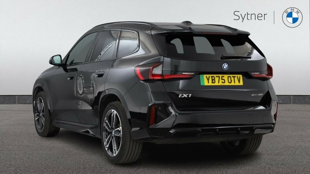 BMW iX1 150Kw Edrive20 Shadow Edition 65Kwh Black #2