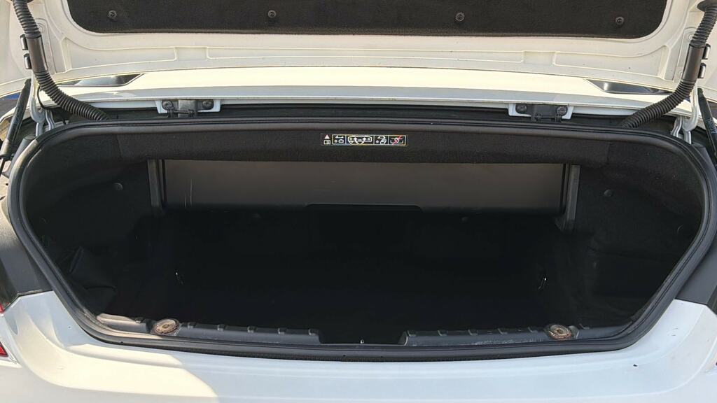BMW 6 Series 640D Se White #16