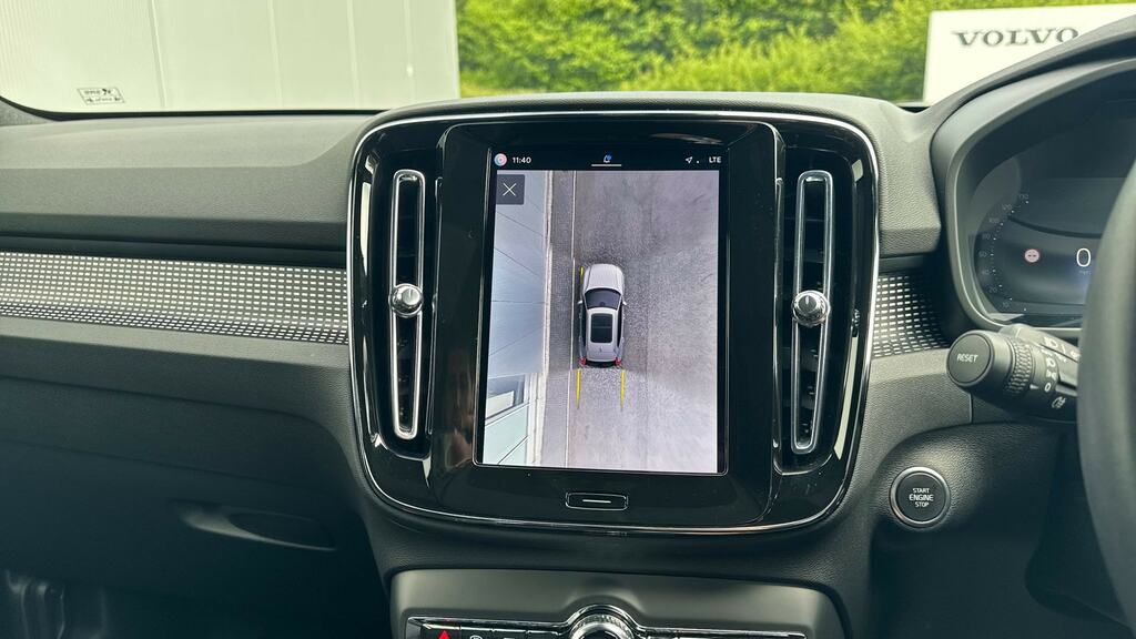 Volvo XC40 2.0 B3p Plus Dark Grey #32