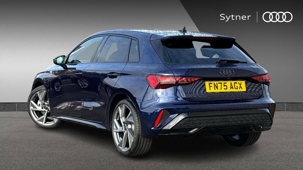 Audi A3 1.5 Tfsi 150 Black Edition S Tronic FN75AGX Blue #3